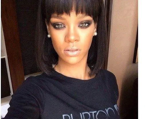 Rihanna barnában ünnepel